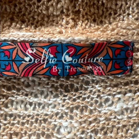 Cardigan - Picture 3 of 4